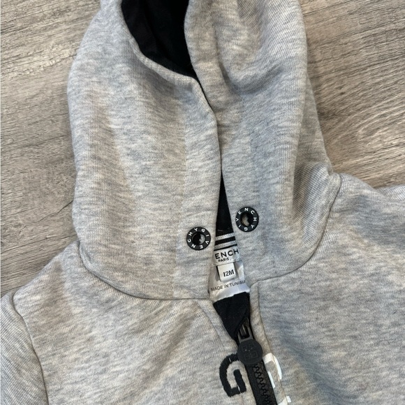 Givenchy Toddler Gray Split Logo Zip Up Top (12M) - Picture 6 of 6